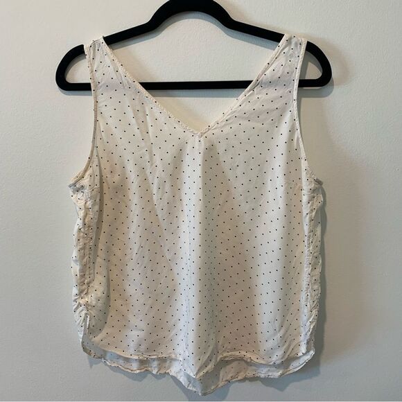 Old Navy Polka Dot Sleeveless Top Size Medium - Picture 2 of 6